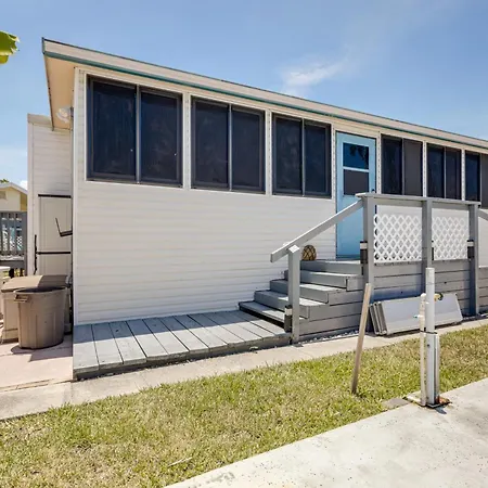 Pet-Friendly Vacation Rental In Jensen Beach!